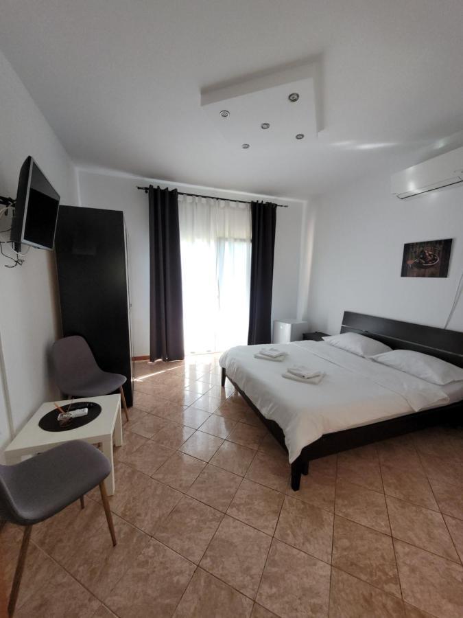 Hotel Casa Patryk Orşova Exteriér fotografie